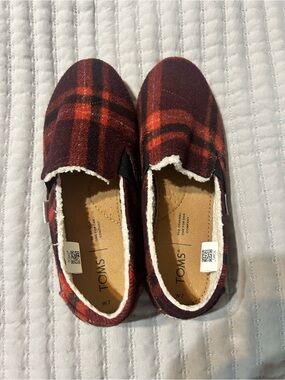 TOMS Women’s Red Plaid Slip-On Shoes